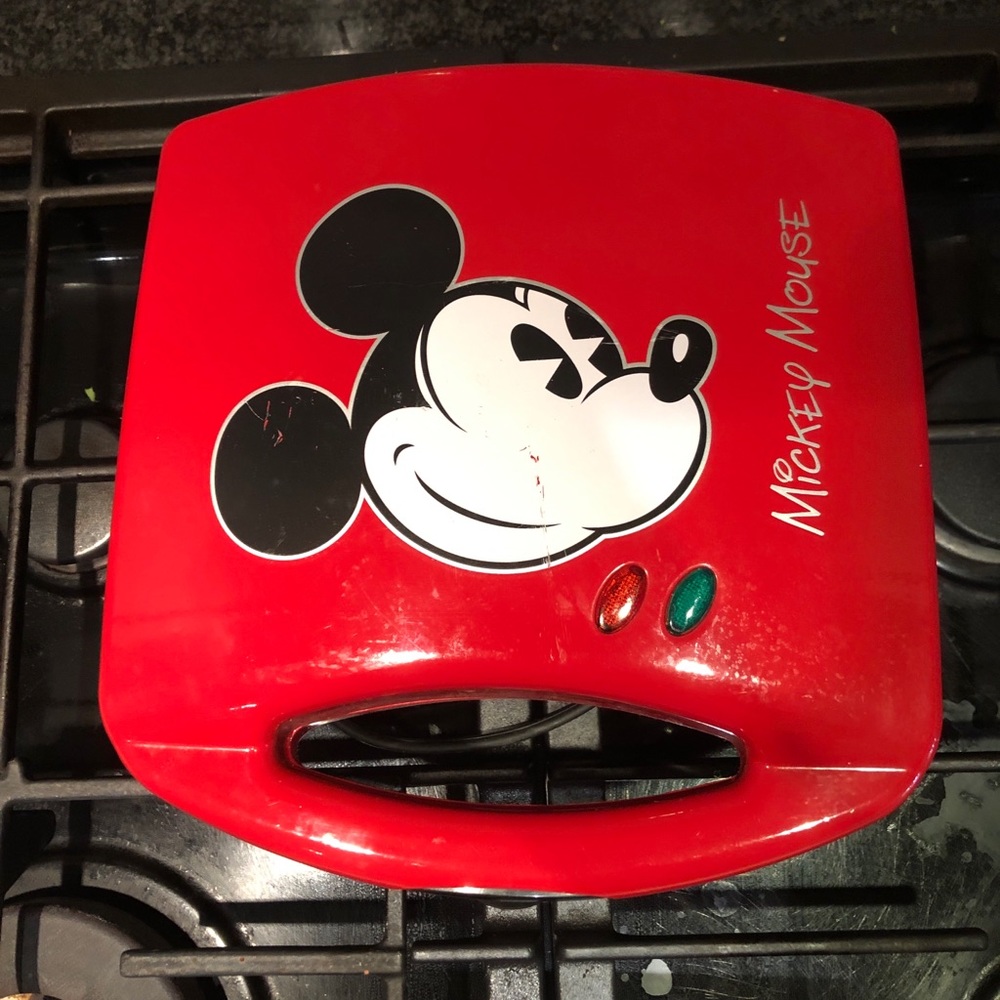Mickey Mouse sandwich maker